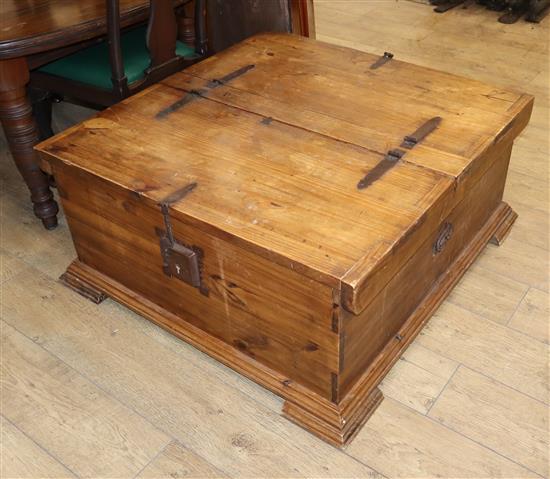 A pine coffee table / ottoman W.100cm